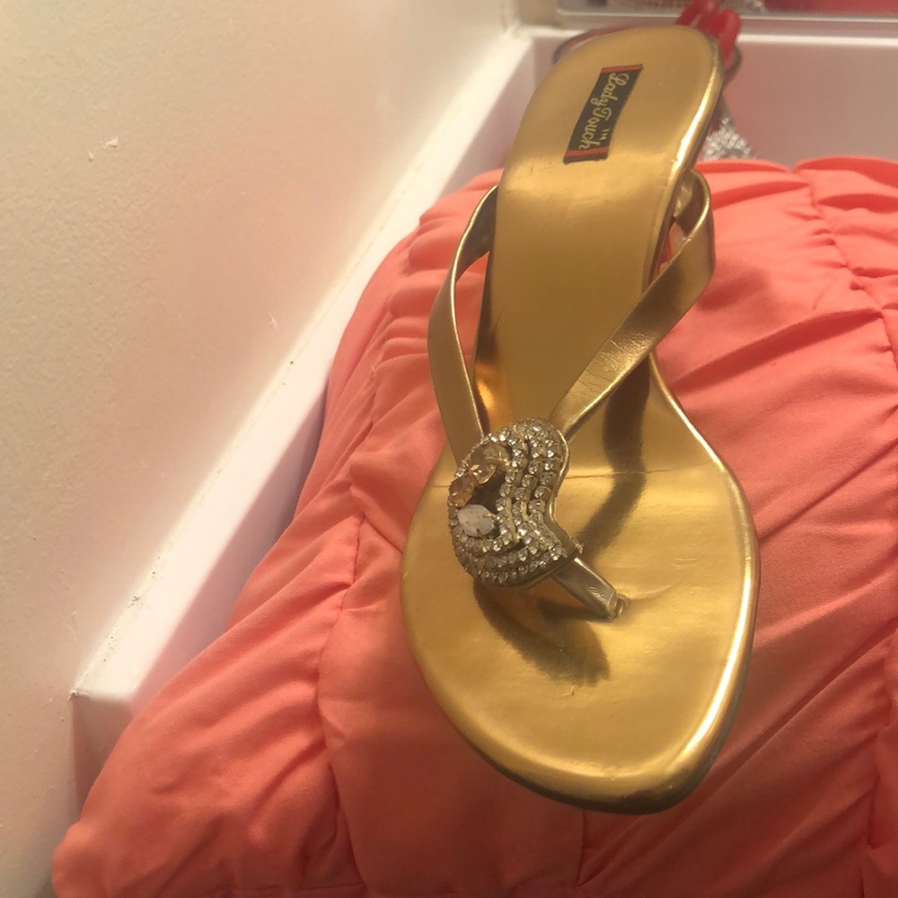 Sandals - Picture 4 of 4